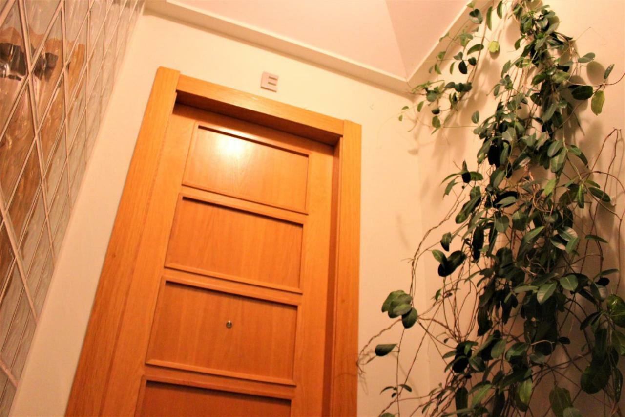 Luxury Apartment Sierpes Sevilla Exterior foto